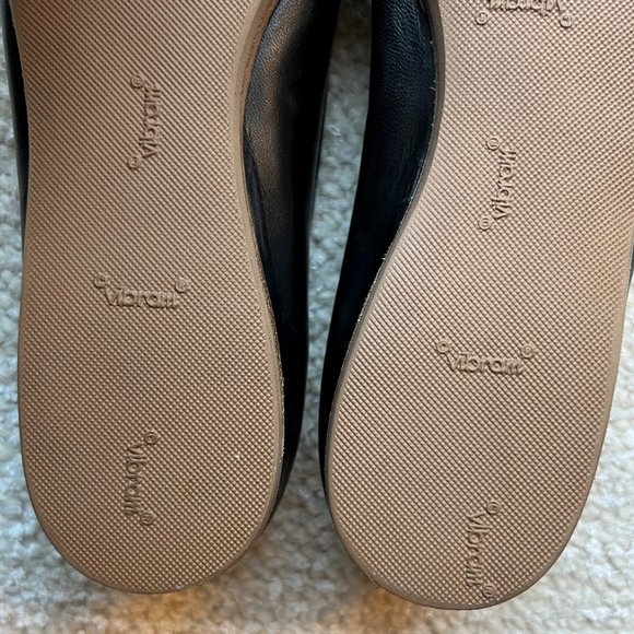 PRADA - Black Leather Bow Point Toe Ballerina Flats - Size 7 - Picture 4 of 5